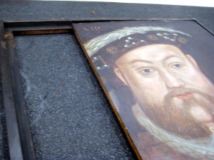 Henry VIII being removed from wooden surround